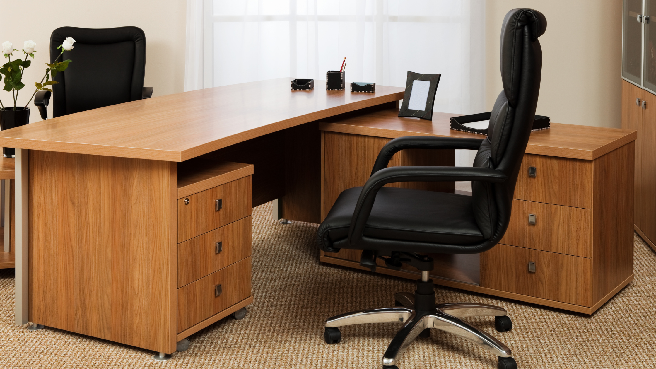 Office Table Manufacturers in Ayapakkam